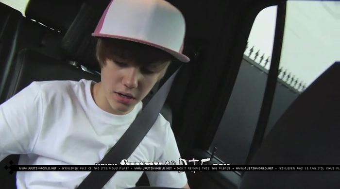 jw0113 - 0_0 Bieber After the Dentist 0_0