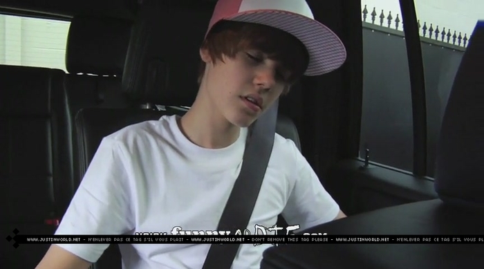 jw0133 - 0_0 Bieber After the Dentist 0_0