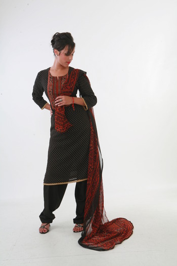RCLBPZPIXUOWTJXKSGE - Costume indiene