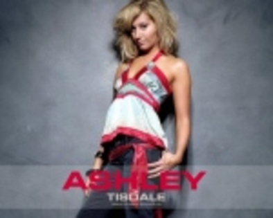 Ashley Tisdale Wallpaper #13 - club pentru prietena-entertainmentwallpaper
