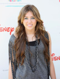 14657539_HEYHGNOEG - Miley Cyrus mistoh rau de tottttttttttt