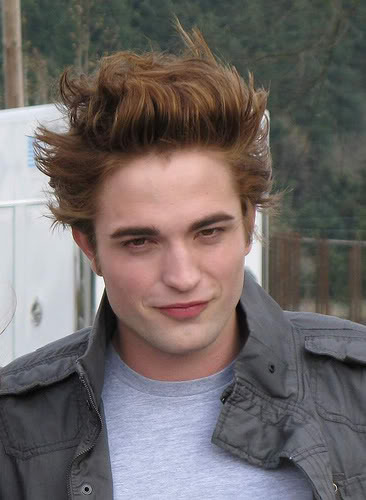 Robert-Pattinson-Hairstyle - Robert Pattinson             ohhhhhhhhhhhhhhhhhhhhhh visezzzzzz