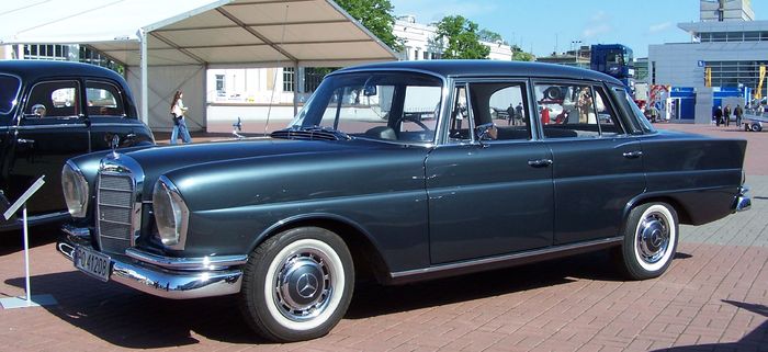 Mercedes_W111_220SB_MTP07