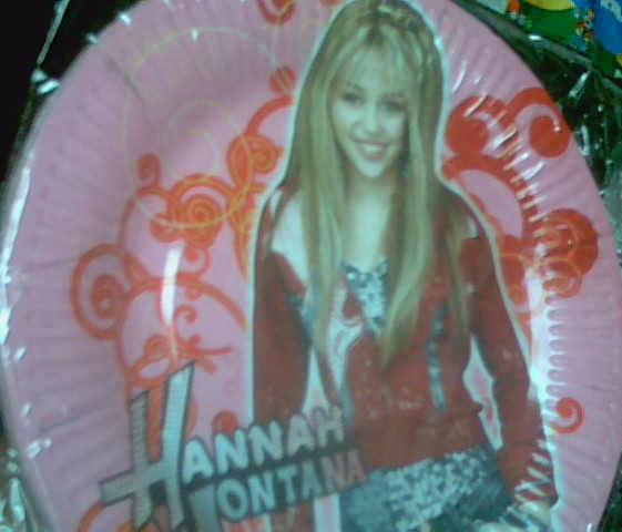 farfurie cu hannah a mea - lucrurile mele cu hannah montana-miley cyrus