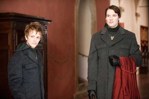 Demetri si Felix; Cei doi vampiri din garda Volturilor,(NEW MOON)
