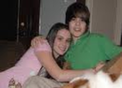 imagesCA0C1YGX - CAT DE MULT IMI PLACE JUSTIN BIEBER