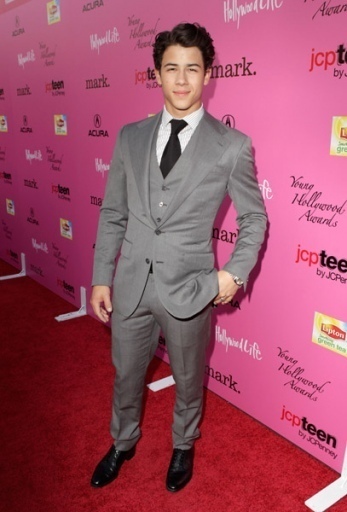 12th-Annual-Young-Hollywood-Awards-5-13-nick-jonas-12177196-347-512 - z 12th Annual Young Hollywood Awards