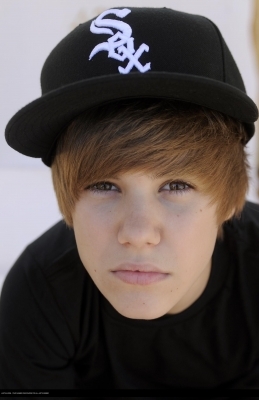 ~~ JusStiN BieEbEr ~~ - o_JuStiN phOtOshOoT 47_o