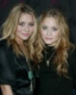 tn_olsen-twins-the-photo-xl-the-olsen-twins-6226287