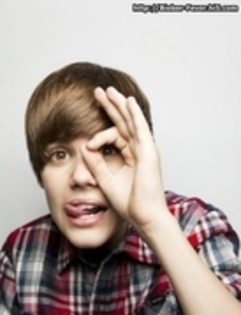 14588702_NYNBWKYFV - justin bieber frumuselul