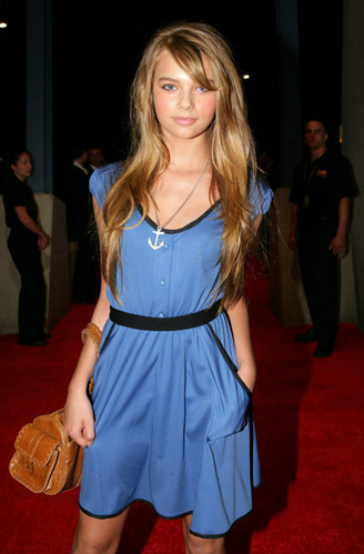 i256566875_42442_2 - Indiana Evans