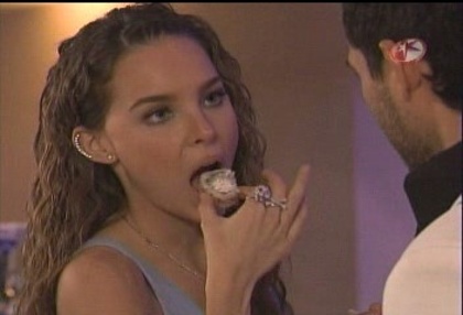 BelindaPhotosCom_Caps_Camaleones_001_(160)