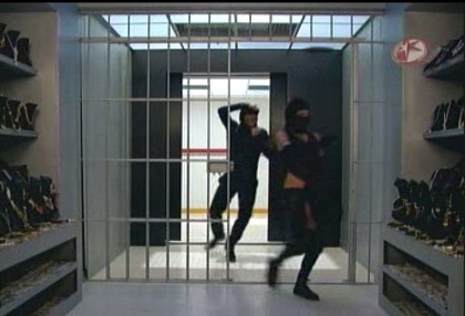 BelindaPhotosCom_Caps_Camaleones_001_(236)