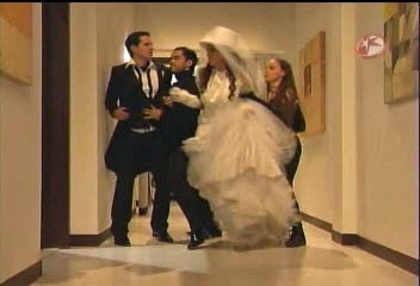 BelindaPhotosCom_Caps_Camaleones_001_(295)