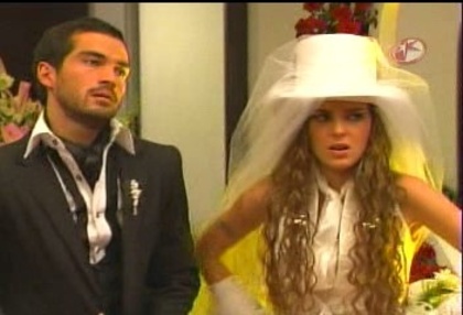 BelindaPhotosCom_Caps_Camaleones_001_(338)