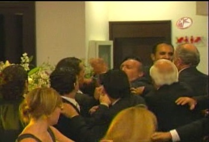 BelindaPhotosCom_Caps_Camaleones_001_(343)