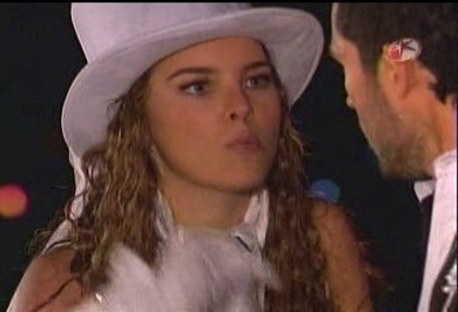 BelindaPhotosCom_Caps_Camaleones_001_(374)