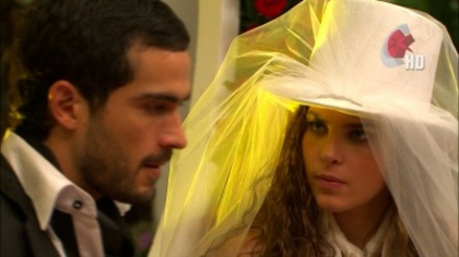 normal_BelindaPeregrinOrg_Caps_Novelas_Camaleones_Ep1__(21)