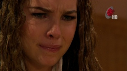 normal_BelindaPeregrinOrg_Caps_Novelas_Camaleones_Ep1__(35)