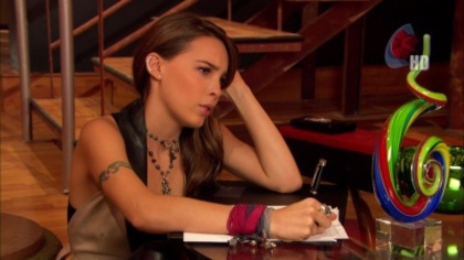 normal_BelindaPeregrinOrg_Caps_Novelas_Camaleones_Ep1__(69)