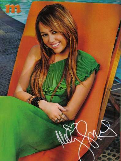 27 - Club miley cyrus