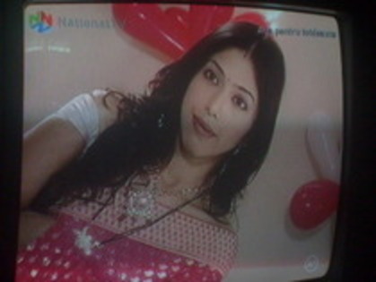 UKEIXEXOQEMFFVWWUSV - bmtd-vidya este data afara din casa