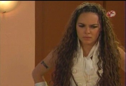 BelindaPhotosCom_Caps_Camaleones_001_(389)