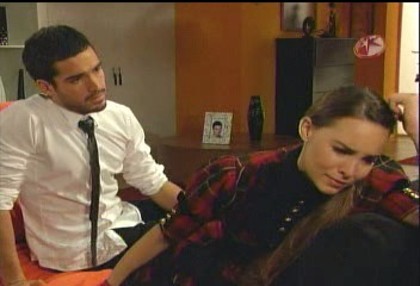 BelindaPhotosCom_Caps_Camaleones_Capitulo_3_(189) - Cameleonii