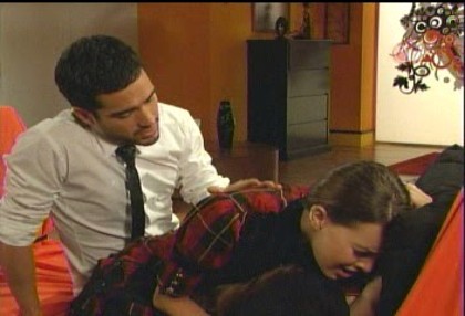 BelindaPhotosCom_Caps_Camaleones_Capitulo_3_(225) - Cameleonii