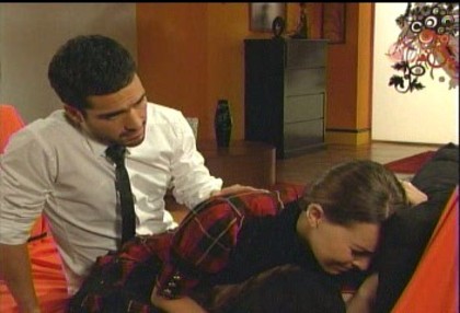 BelindaPhotosCom_Caps_Camaleones_Capitulo_3_(229) - Cameleonii