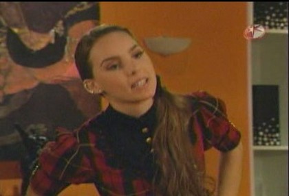 BelindaPhotosCom_Caps_Camaleones_Capitulo_3_(425)