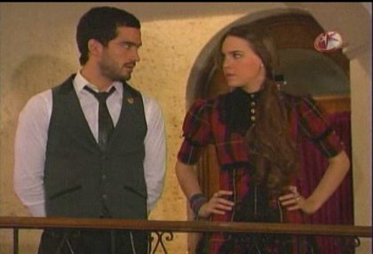 BelindaPhotosCom_Caps_Camaleones_Capitulo_3_(496)