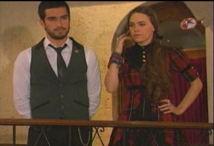 BelindaPhotosCom_Caps_Camaleones_Capitulo_3_(503)