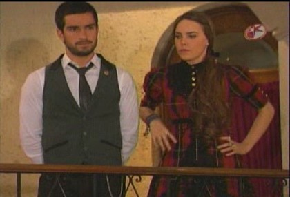 BelindaPhotosCom_Caps_Camaleones_Capitulo_3_(504)