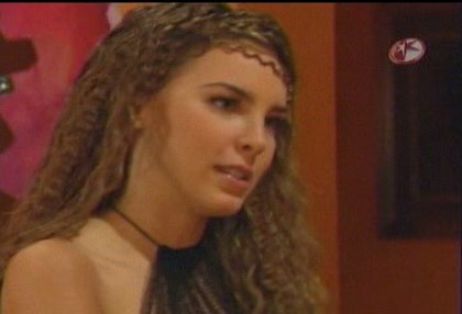 BelindaPhotosCom_Caps_Camaleones_Capitulo_3_(518) - Cameleonii