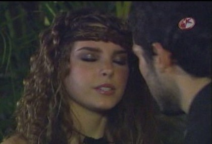 BelindaPhotosCom_Caps_Camaleones_Capitulo_3_(555)