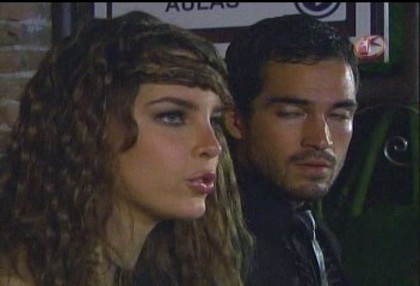 BelindaPhotosCom_Caps_Camaleones_Capitulo_3_(573)