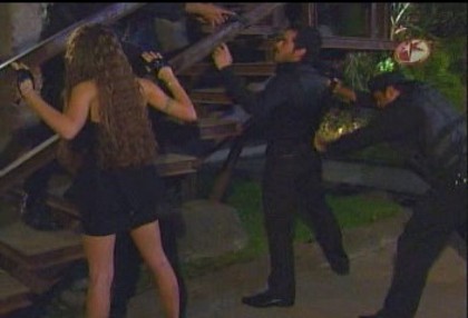 BelindaPhotosCom_Caps_Camaleones_Capitulo_3_(641) - Cameleonii