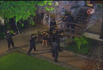 BelindaPhotosCom_Caps_Camaleones_Capitulo_3_(649) - Cameleonii