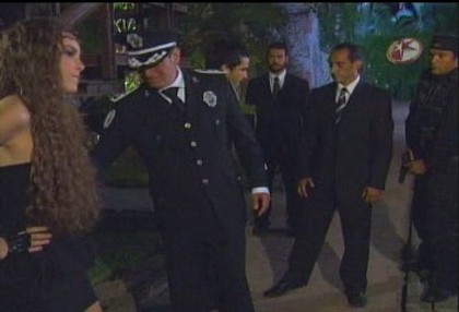 BelindaPhotosCom_Caps_Camaleones_Capitulo_3_(669) - Cameleonii