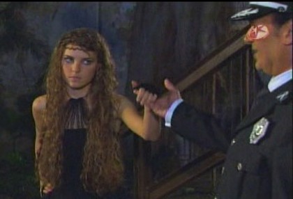 BelindaPhotosCom_Caps_Camaleones_Capitulo_3_(672) - Cameleonii