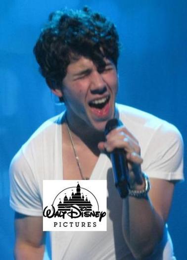 nick-jonas-nipple-slip-censored-photos