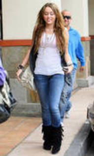 14710473_MSRABLFAU - 30th May 2009-Toluca Lake