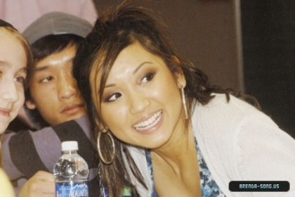 normal_brenda-song-0030