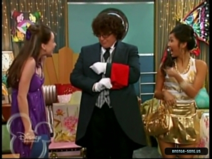 normal_The_Suit_0882