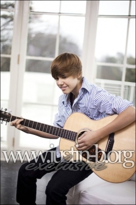 ~~ JusStiN BieEbEr ~~ - o_JuStiN phOtOshOoT 56_o