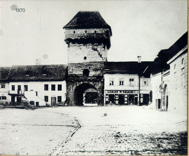 248-1870-Tutnul portii podului, demolat in 1872,str.Gh.Doja-vedere dinspre sud