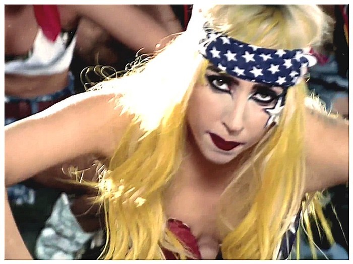 Telephone-lady-gaga-11996180-800-600