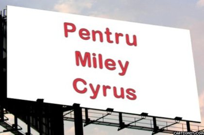 captionit0093540996D32 - Album Pentru Miley Cyrus
