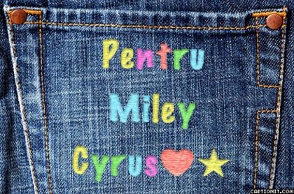 captionit0094539757D33 - Album Pentru Miley Cyrus